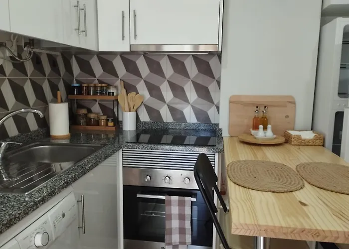 Apartament Cantinho *