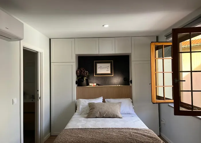 Apartament Cantinho *